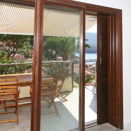 Appartamenti Residence Il Porto 13 E 16 Porto Azzurro Eksteriør bilde