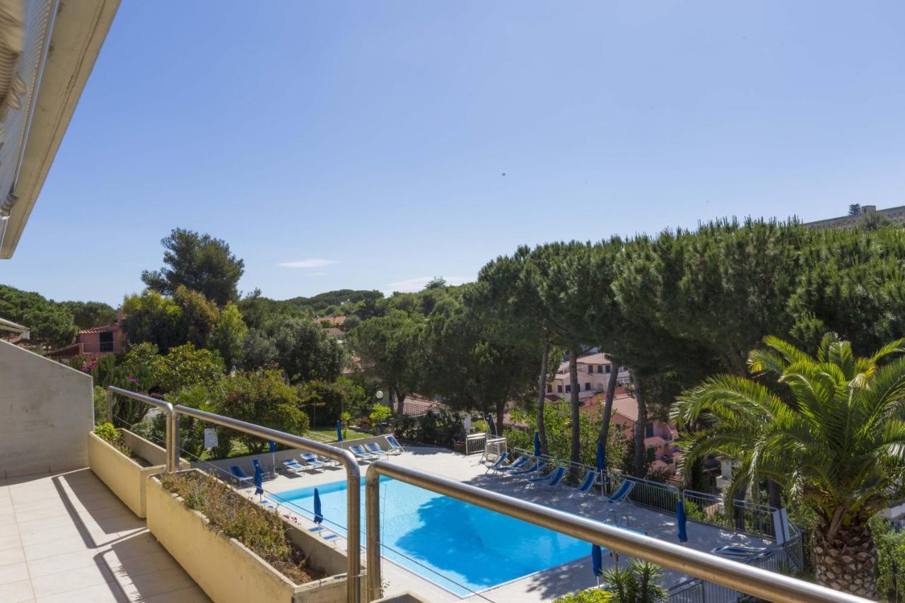 Appartamenti Residence Il Porto 13 E 16 Porto Azzurro Eksteriør bilde